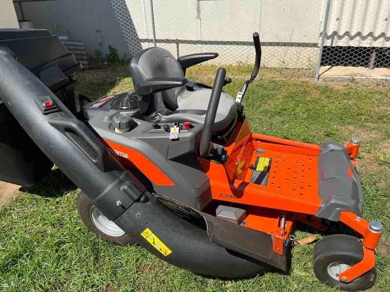 side mount grass catcher product image at Hampton Mower Centre
